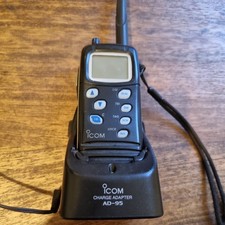 Icom VHF MARINE TRANSCEIVER