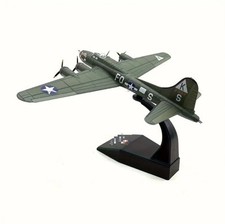 1:144 Boeing B-17F Flying