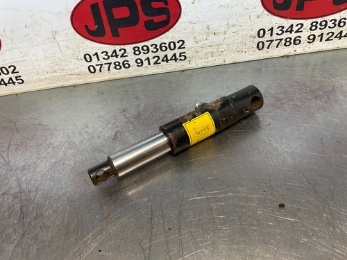 Single acting centre - , cylinder