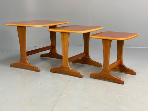 Vintage teak nesting - nesting, tables