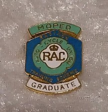 Vintage Auto Cycle Union Training Scheme Moped Graduate enamel pin badge.