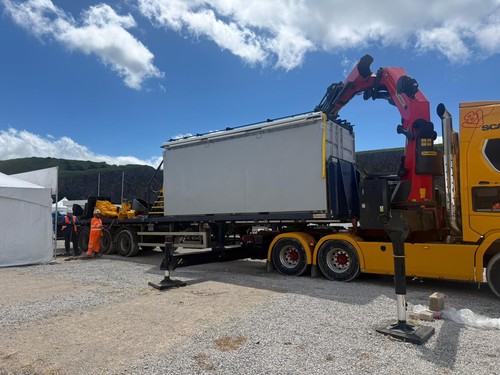 24ft 8ft events shipping - x,