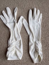 Ladies Cream/White Gloves