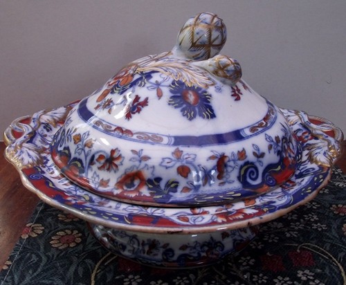Early minton tureen and - minton, cover