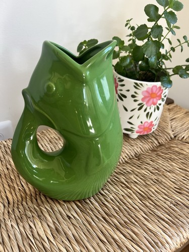 Wade ceramics gluggle jug - jug, dark