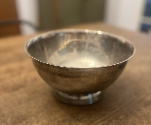 Small silver decorative bowl - small,