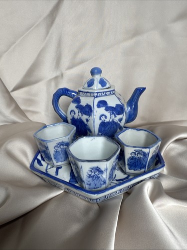Vintage blue white porcelain - blue,