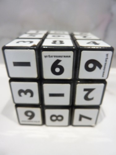Sudoku mensa cube play toy - mensa,