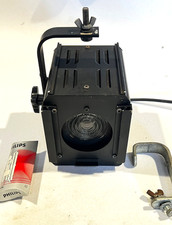 Strand Lighting Minim Fresnel Vintage Theatre Light C/W M40 Lamp & Hook Clamp