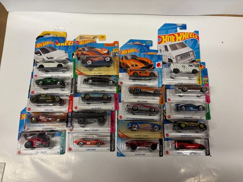 Hot wheels bundle - hot,