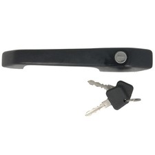 EXTERIOR DOOR HANDLE FRONT /