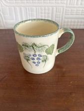 Poole Grape & Vine mug