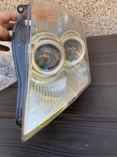 Cadillac bls headlamp - cadillac,