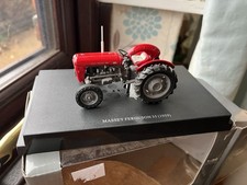 Universal Hobbies Massey Ferguson 35 Modified 1/32 Farm Tractor Model