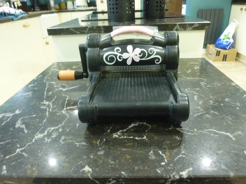 Sizzix big shot die cutting - sizzix,