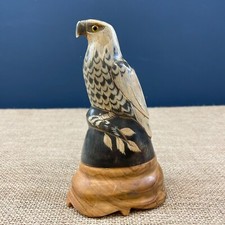 VINTAGE HAND CARVED CANADIAN BUFFALO HORN EAGLE SCULPTURE ON WOODEN BASE
