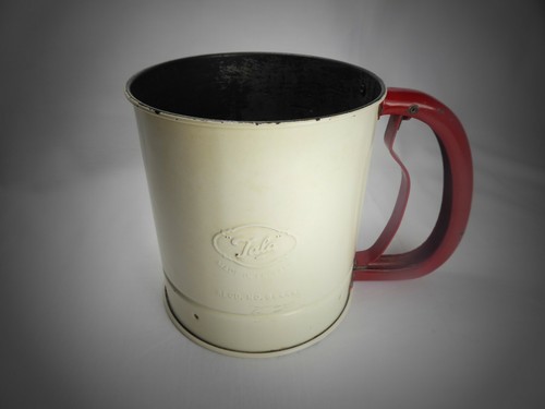 Vintage cream red - vintage, enamel
