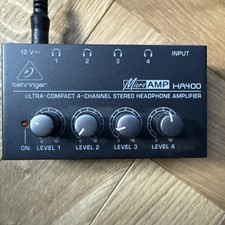 Behringer MICROAMP HA400