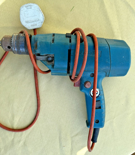 Black and decker h68k - and,