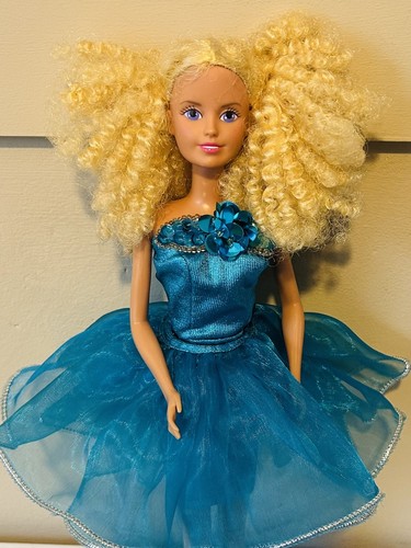 Sindy doll curly hair - doll,