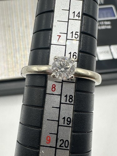 The leo diamond carat - leo,