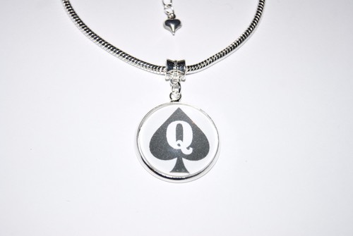 Queen spades qos hotwife - of,