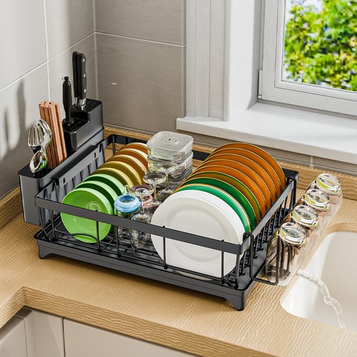 Kitchen dish drainer - kitchen, with
