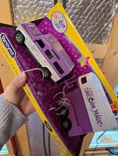 Breyer Land-rover and Trailer