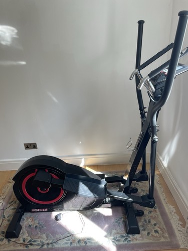 Cross trainer elliptical - cross,