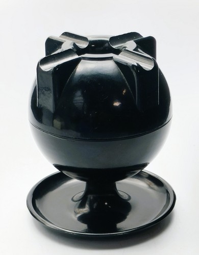 Art deco black bakelite - deco,