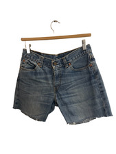 Vintage blue levis strauss & co women bum short jean| L28 W 28| SKU 1569