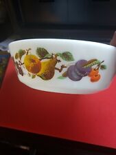 Pyrex Kent Orchard 22cm Casserole Dish