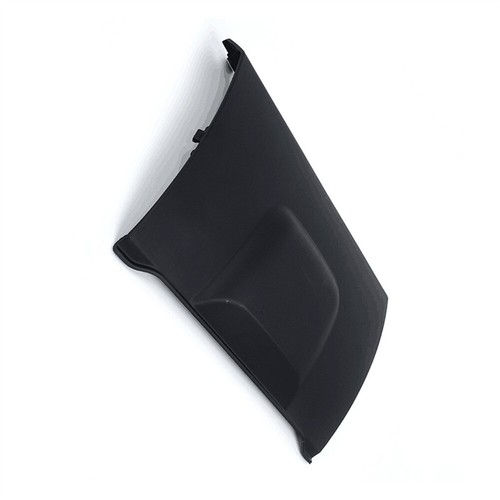 Rear bumper center - rear, hitch