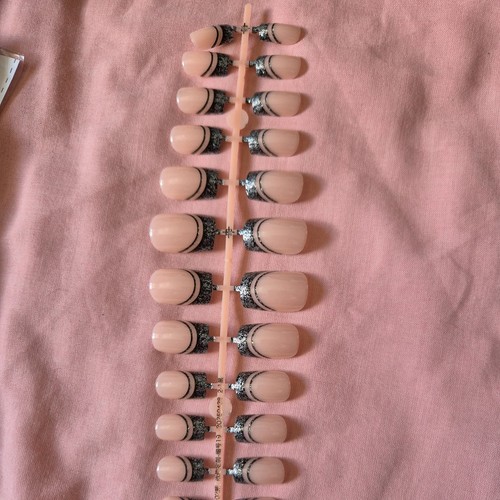 Ladies false nails - false,