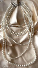 Zara long Pearl Neclase 