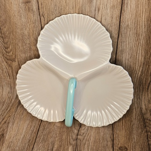 Poole pottery twintone shell - pottery,