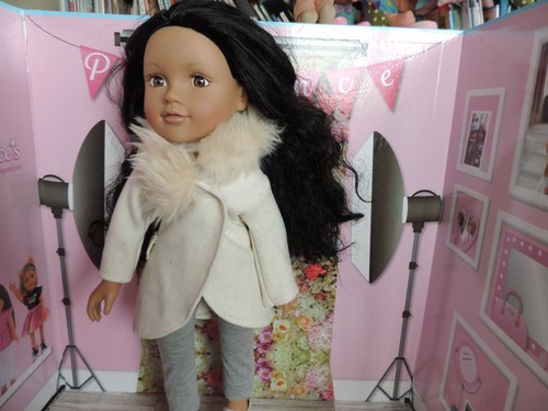 Girl doll chad valley - ,
