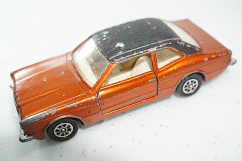 Corgi toys 313 ford cortina - toys,
