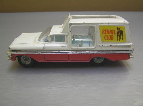 Corgi toys 486 chevrolet - toys,