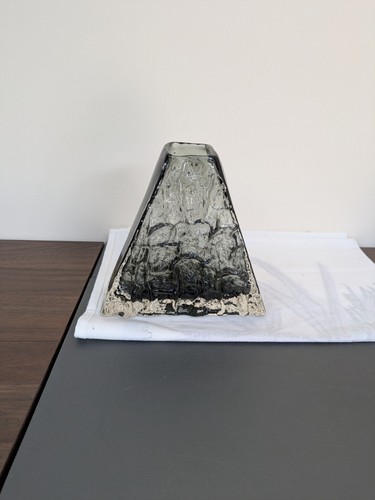 Whitefriars glass pyramid - whitefriars,