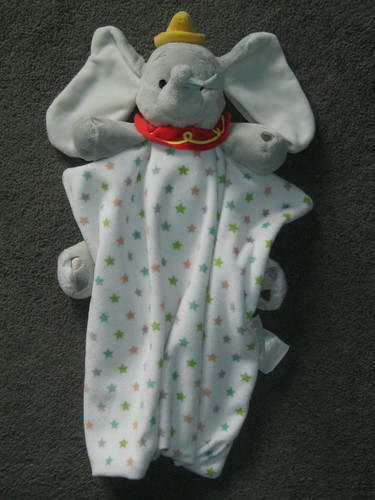 Disney store dumbo white - dumbo,