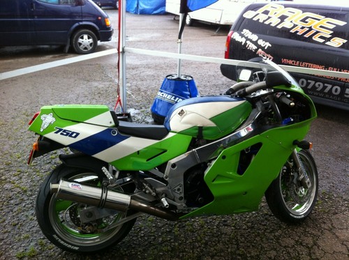 Kawasaki zxr750 h2 - zxr750,