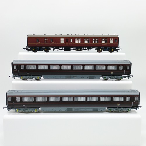 Hornby royal train coaches - royal,