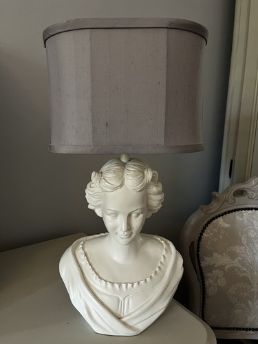 Laura ashley lady - laura,