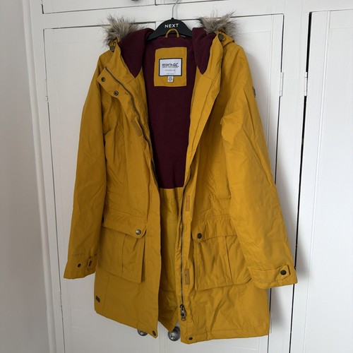 Gorgeous yellow regatta - yellow,