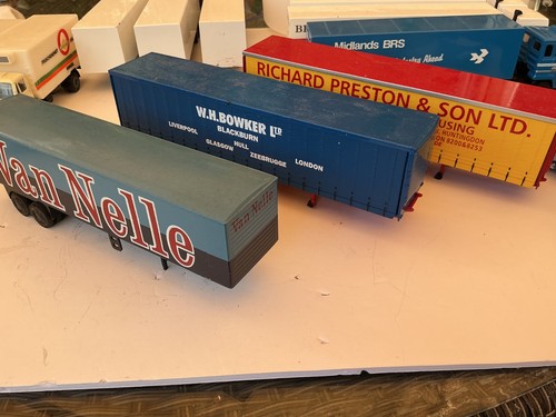 Scale trailers 2 corgi - 3,