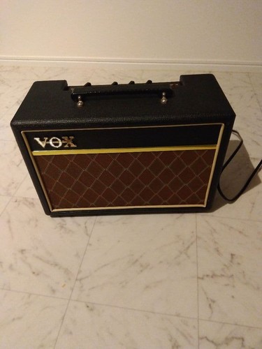 Vox pathfinder guitar - vox,