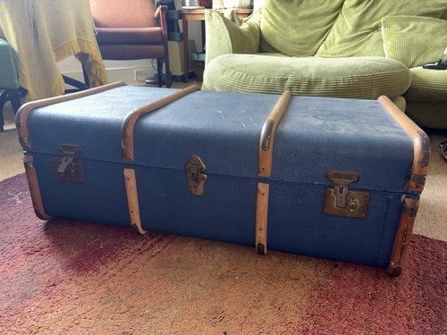 Vintage blue steamer - blue, ‘steamer’