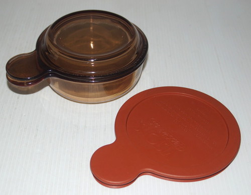 Pyrex corning amber glass - pyrex,