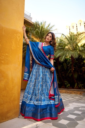 Lehenga choli party dola silk - choli,